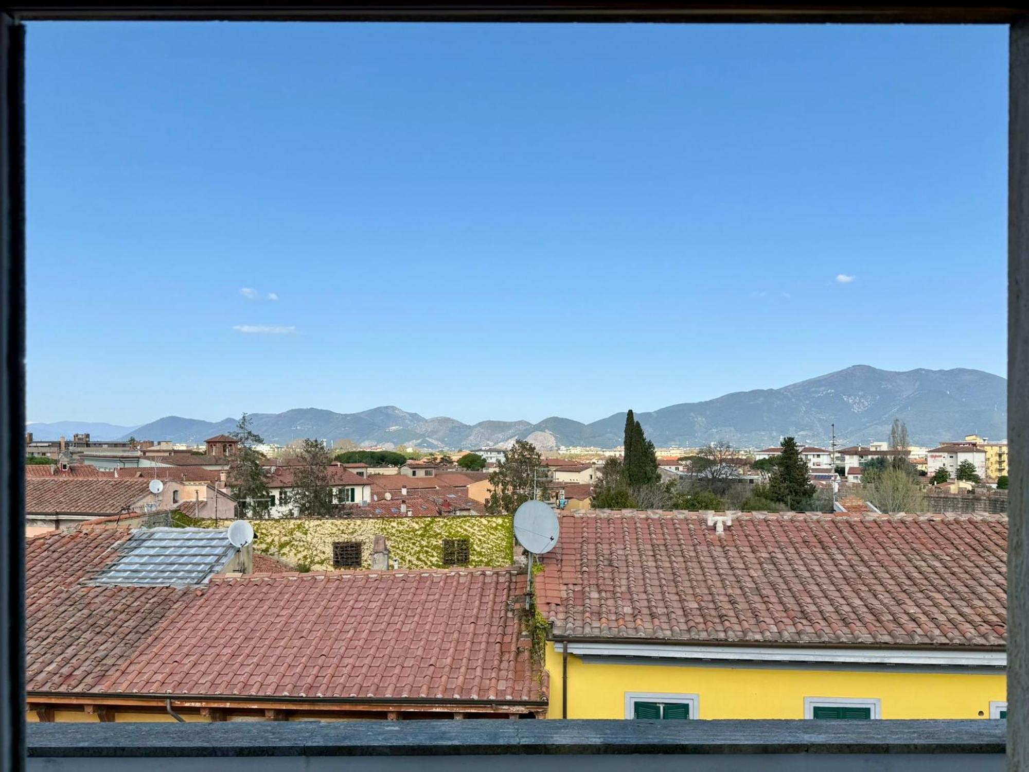 דירות Attico Terrazza Vista Panoramica Lungarni Pisani מראה חיצוני תמונה